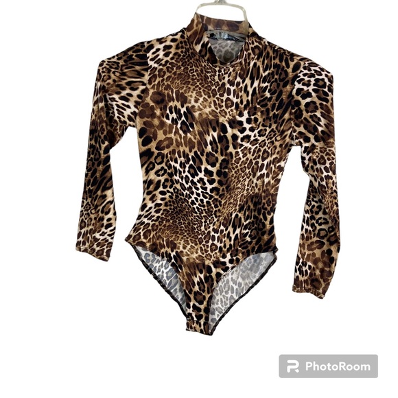 Charlotte Russe Tops - Mock neck cheetah animal print long sleeve body suit